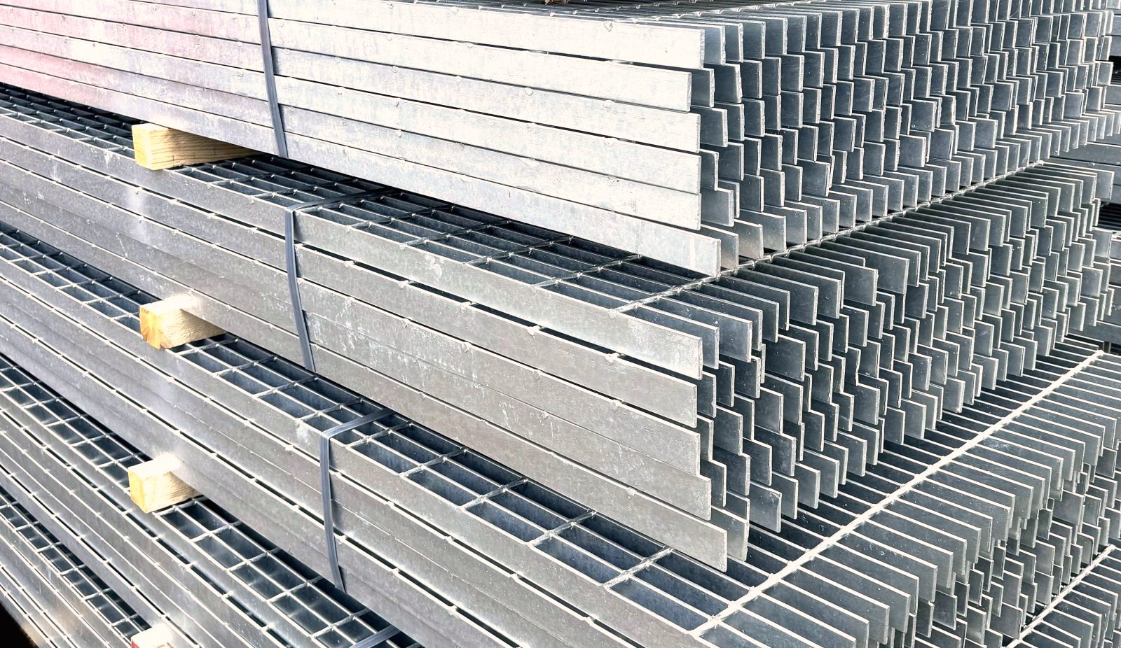 2" 19-W-4 Electro-Forged Steel Bar Grating — item 0-165, Global Metals USA